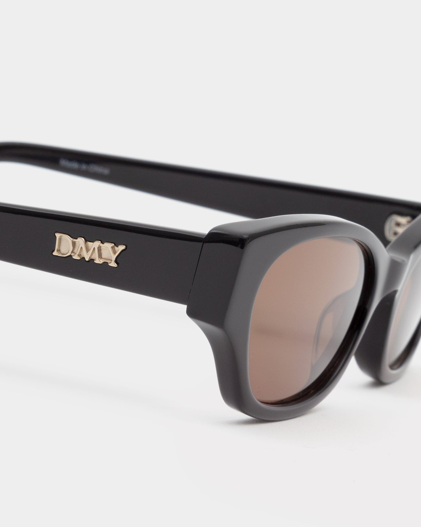 Suki Black Sunglasses